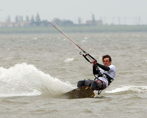 ������� ��� ��������� ���� � ������ ������
 ============== 
�������� �����: Kirilovka Kite Champ II 2008