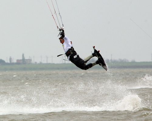 ������� ��� ��������� ���� � ������ ������
 ============== 
�������� �����: Kirilovka Kite Champ II 2008