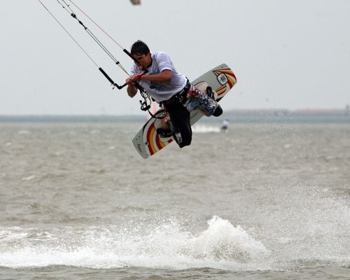       
 ============== 
 : Kirilovka Kite Champ II 2008