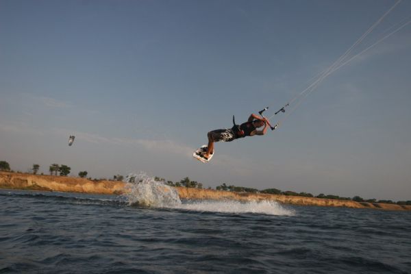 ������� ��� ��������� ���� � ������ ������
 ============== 
 ���������  ( kiteschool.ru )
