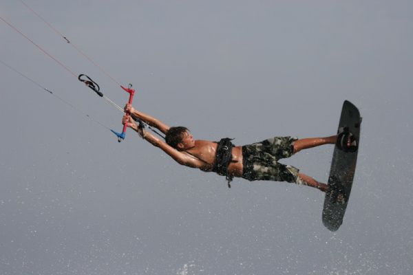       
 ============== 
   ( kiteschool.ru )
