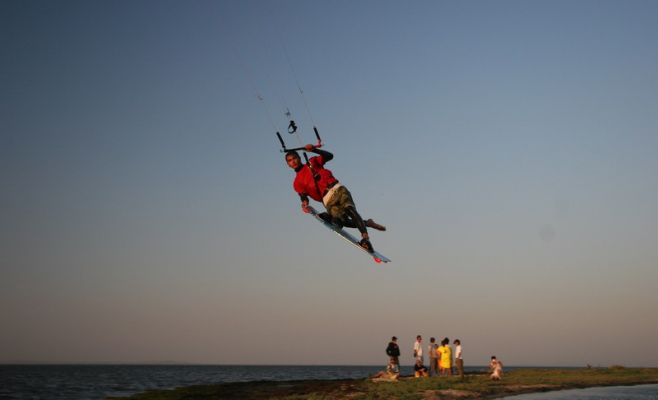       
 ============== 
   ( kiteschool.ru )
