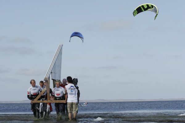 ������� ��� ��������� ���� � ������ ������
 ============== 
 ���������  ( kiteschool.ru )
